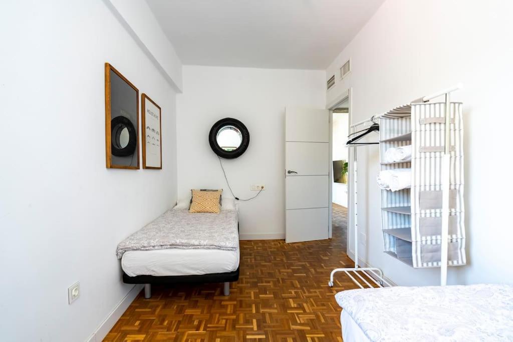 Lifehouse Cathedral * Free Parking* Superiorwifi* Appartement Almería Buitenkant foto
